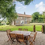 Castle Castleton (North Yorkshire)